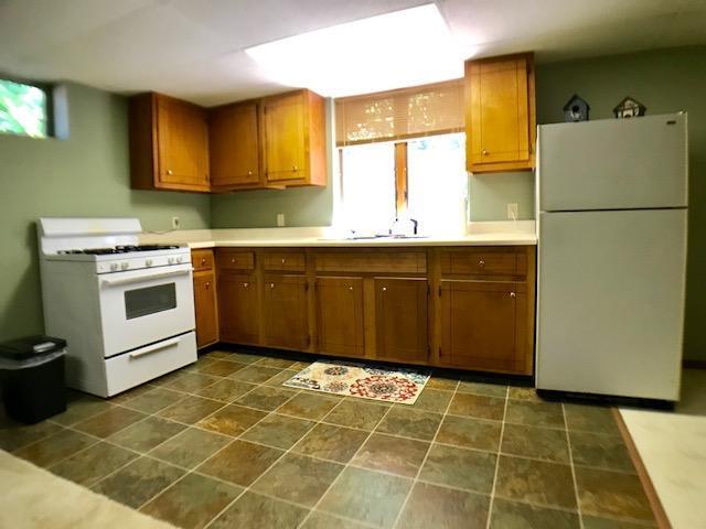 1854 Levon Sparkman Road Doyle, TN 38559 - Photo 22 of 33 Basement Kitchen