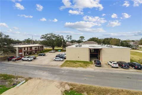 $950,000 | 106 East 3rd Street, Belle Chasse, LA 70037