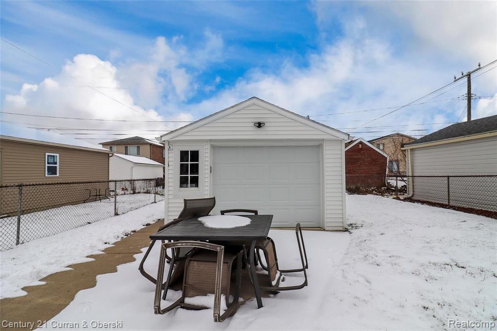 6033 Horger Street Dearborn, MI 48126 - Photo 25 of 30