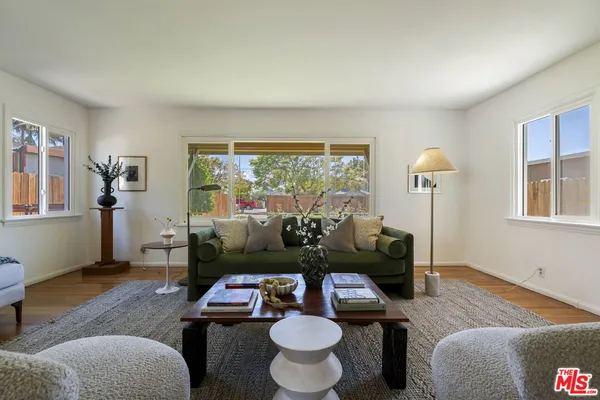 $1,750,000 | 1113 Palms Boulevard, Venice, CA 90291