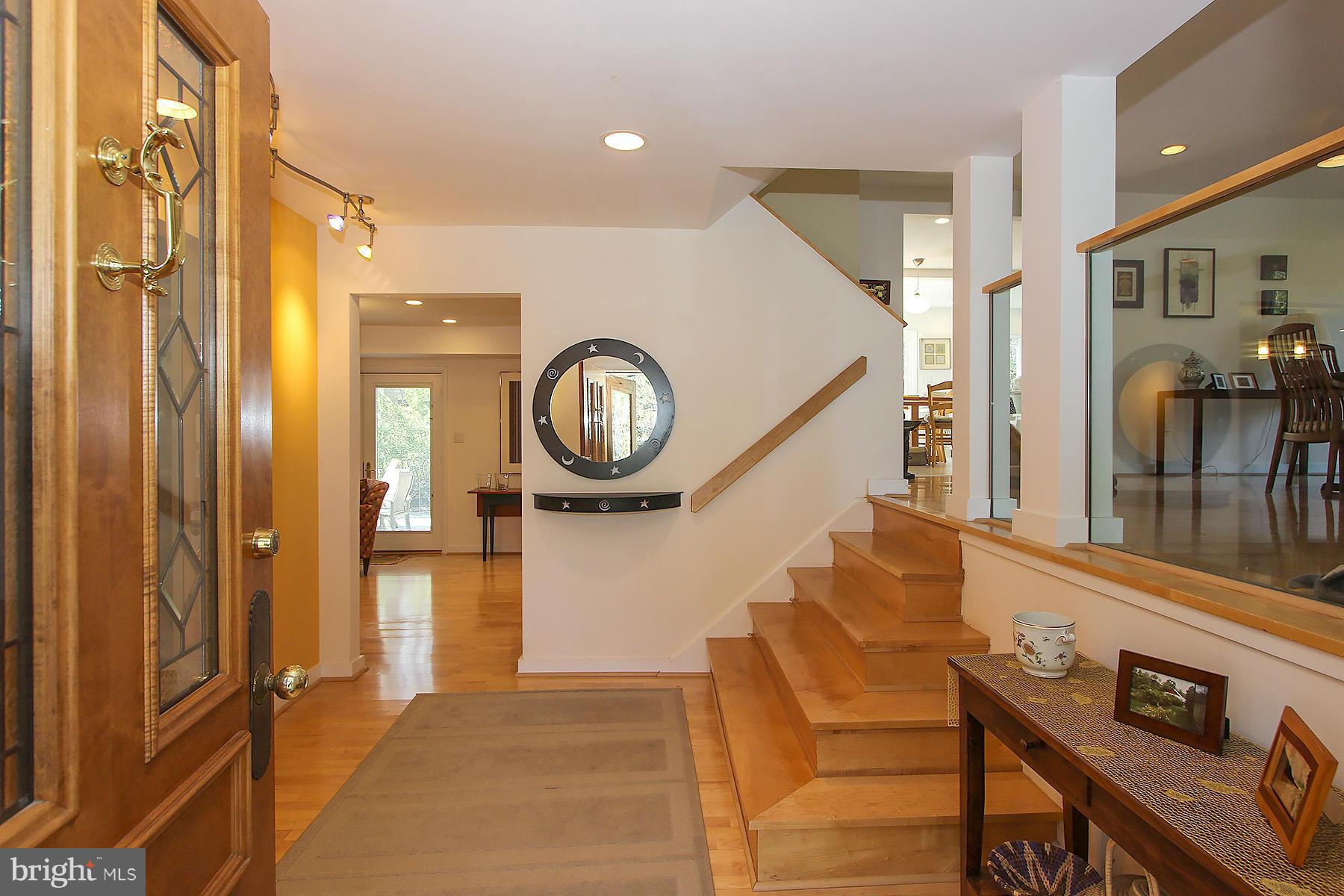 8536 West Howell Road Bethesda, MD 20817 - Photo 3 of 29 Foyer leading to Mud Room