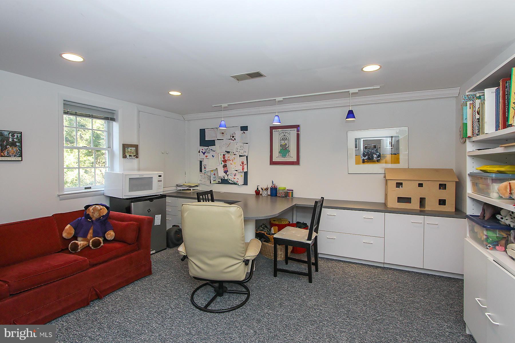8536 West Howell Road Bethesda, MD 20817 - Photo 22 of 29 Lower level Playroom