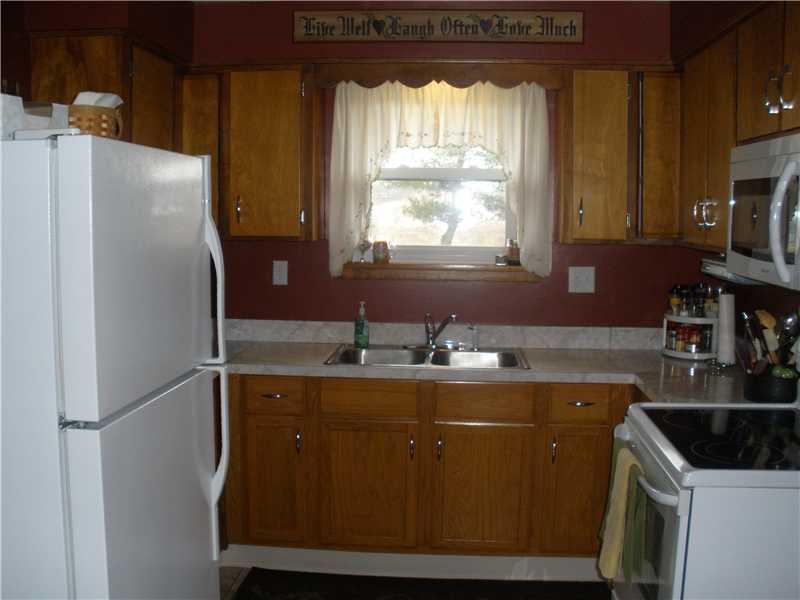 179 Old Rte 217 Derry, PA 15627 - Photo 8 of 11 Kitchen.