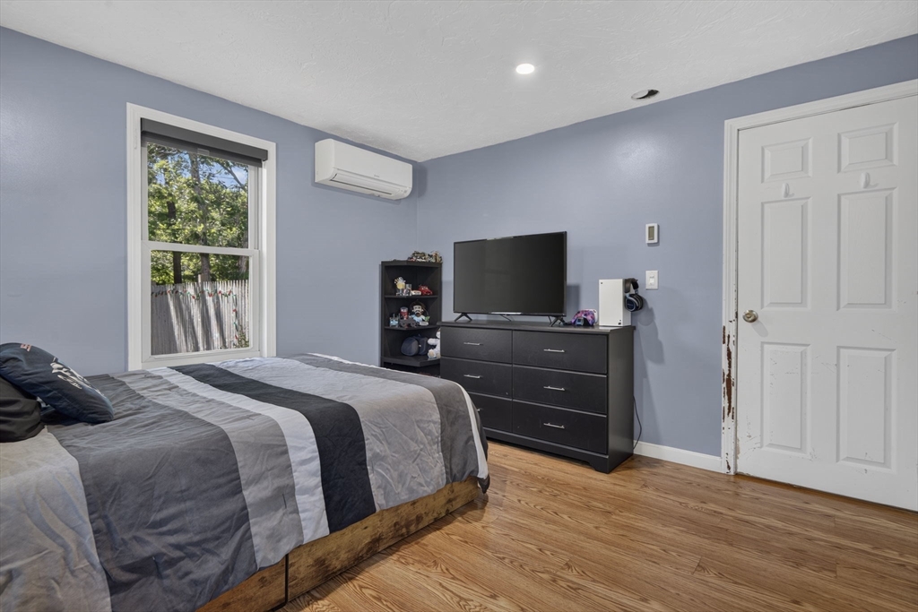 1 Pebble Path Sandwich, MA 02644 - Photo 16 of 41