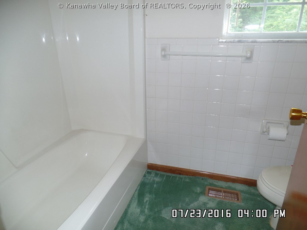 3841 Grapevine Road Huntington, WV 25701 - Photo 18 of 19 Gallery Image 18