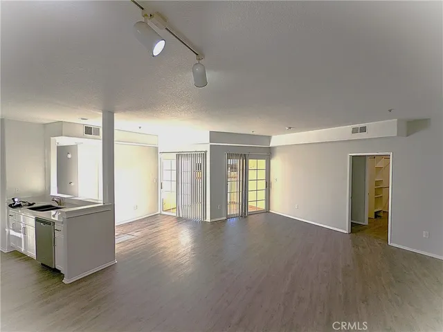 $3,295 | 1215 East San Antonio Drive, Long Beach, CA 90807