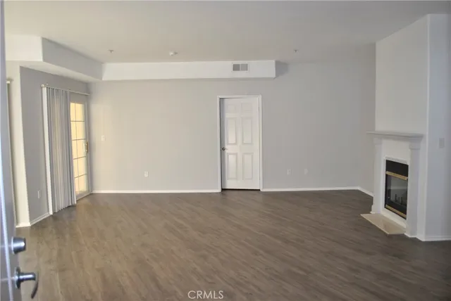 $3,295 | 1215 East San Antonio Drive, Long Beach, CA 90807