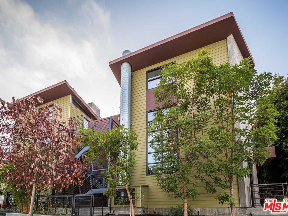 a view of a large building