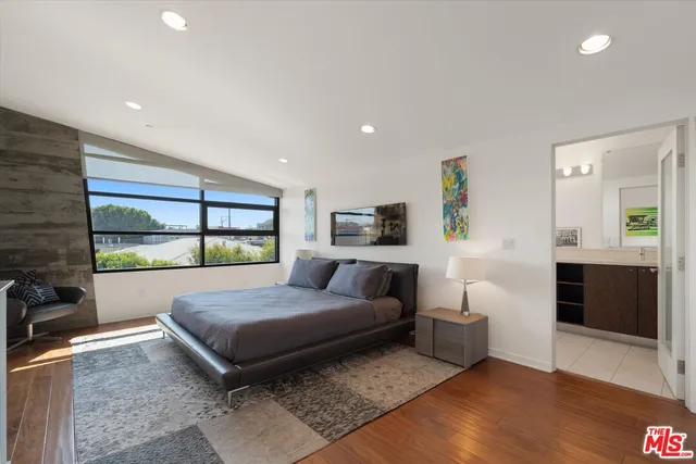 $8,000 | 1410 Innes Place, Los Angeles, CA 90291