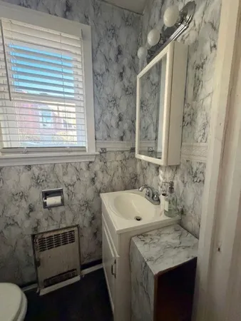 $174,900 | 213 Hillside Avenue, Berlin, NH 03570