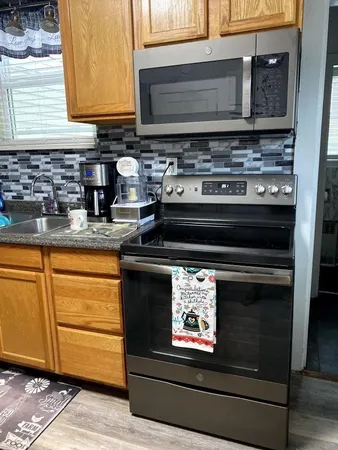 $174,900 | 213 Hillside Avenue, Berlin, NH 03570