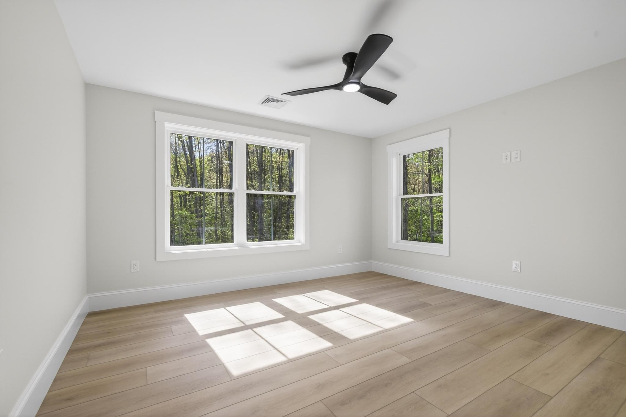 5 Highland Avenue Salem, NH 03079 - Photo 40 of 47