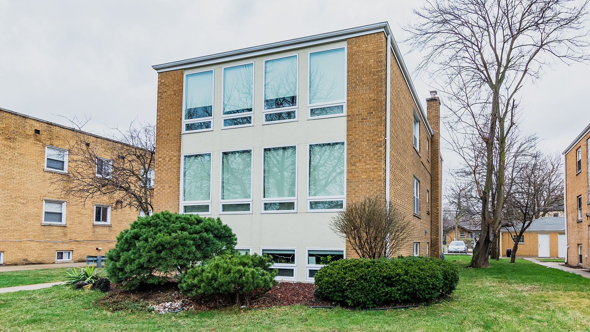 3014 Harlem Avenue Riverside, IL 60546 - Photo 1 of 20