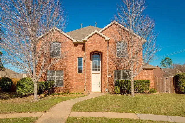 $3,000 | 401 Preston Oaks Drive, Lewisville, TX 75067