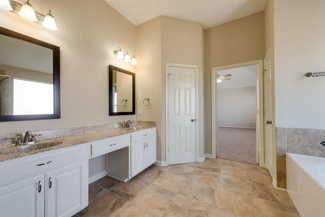 $3,000 | 401 Preston Oaks Drive, Lewisville, TX 75067