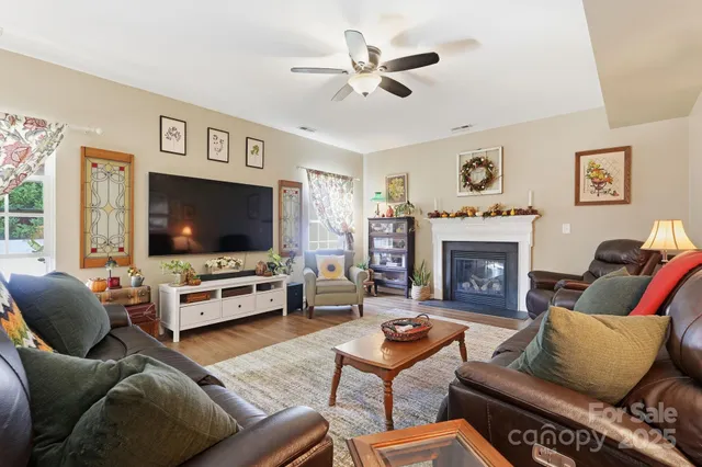 $500,000 | 10913 Tailwater Street, Davidson, NC 28036