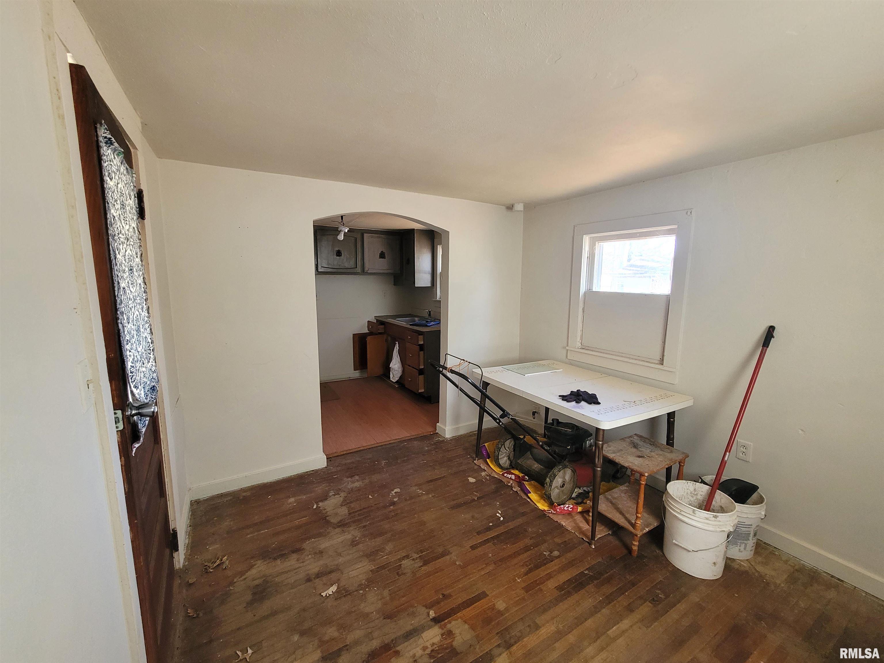 312 Southeast 7th Street Fairfield, IL 62837 - Photo 30 of 31