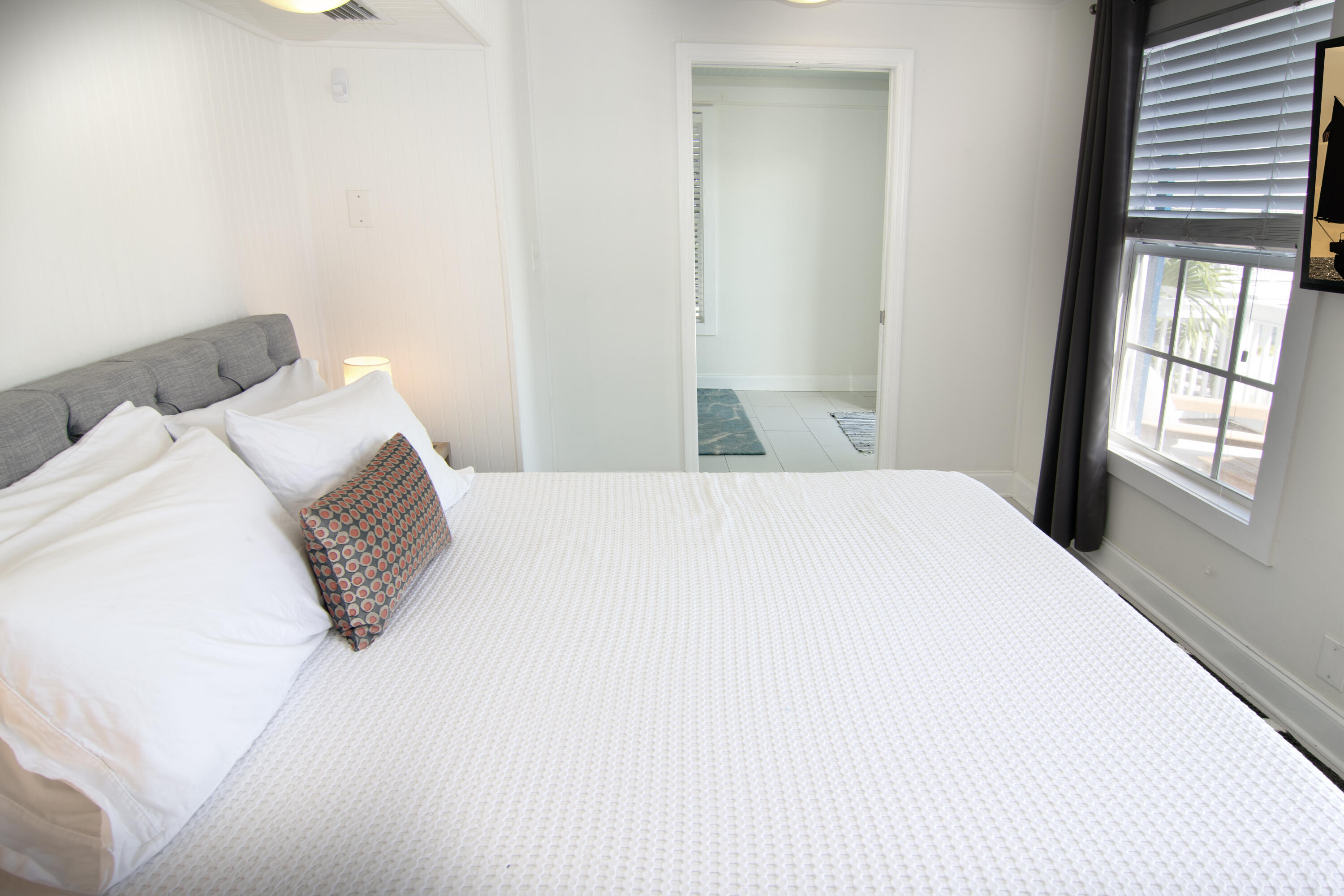 828 White Street, Unit 2 Key West, FL 33040 - Photo 21 of 24 bedroom-king