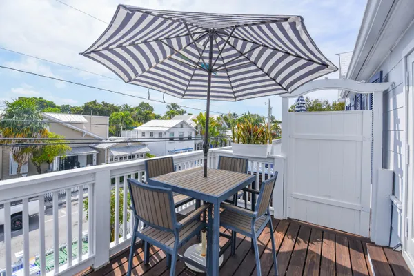 $765,000 | 828 White Street, Unit 2, Key West, FL 33040