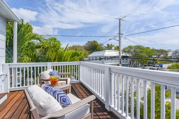 $765,000 | 828 White Street, Unit 2, Key West, FL 33040