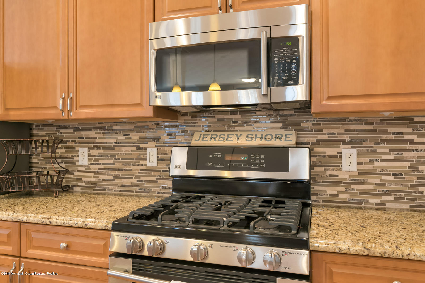 100 North Bayside Road Lavallette, NJ 08735 - Photo 6 of 24 Spacious Kitchen