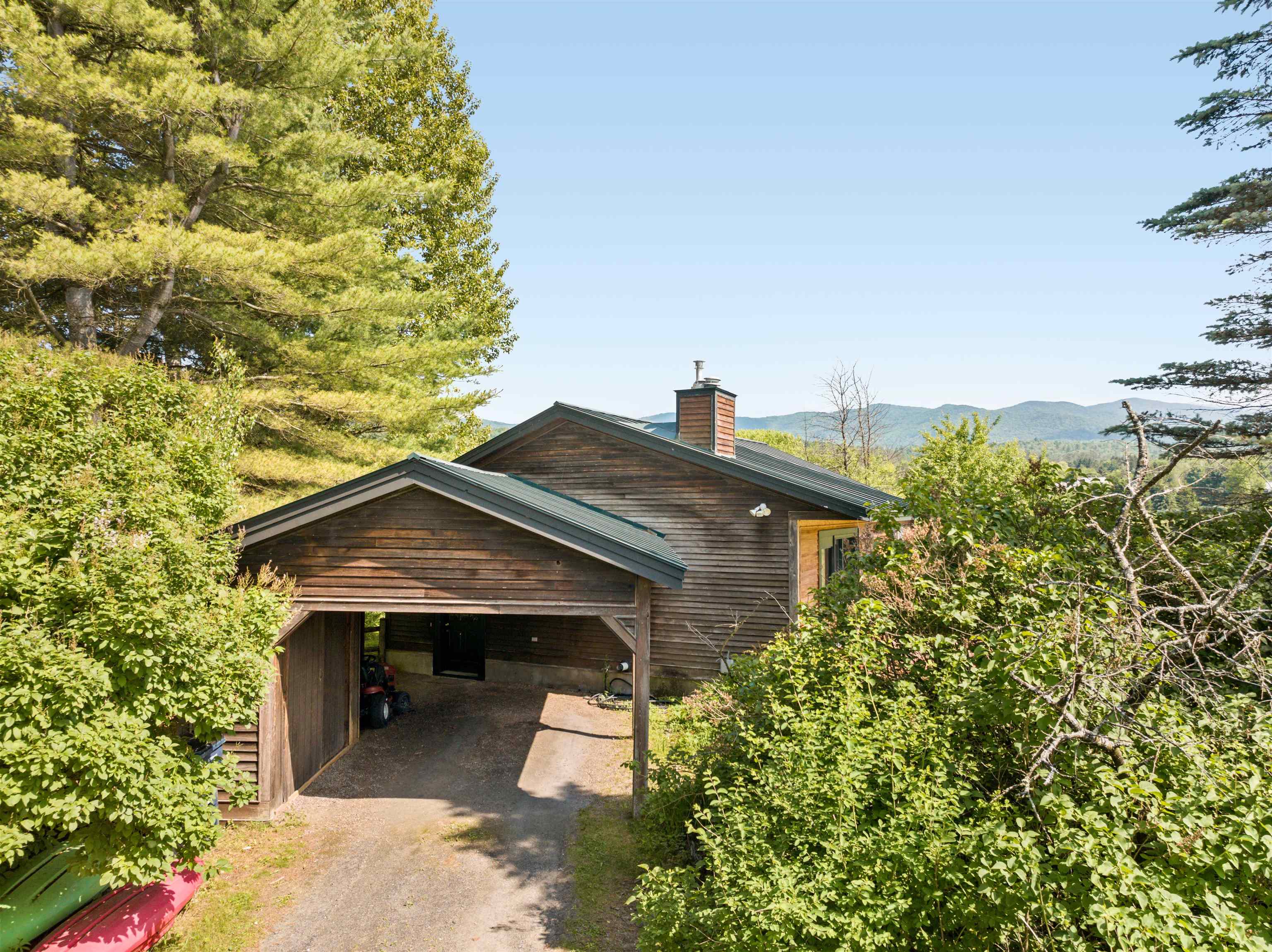 784 Stancliff Road Morristown, VT 05661 - Photo 5 of 35