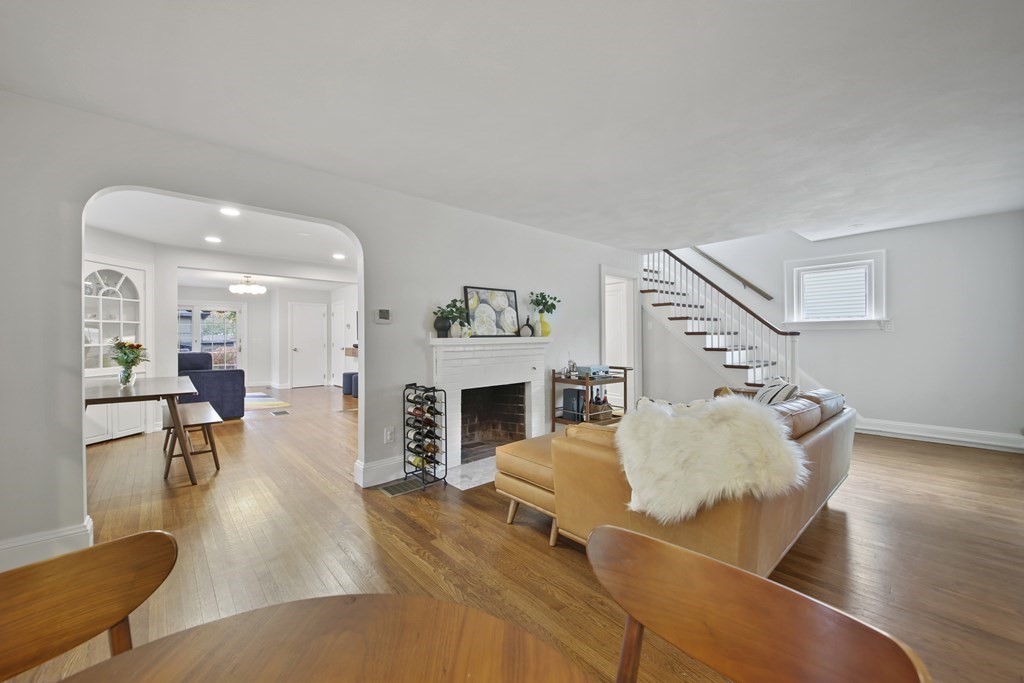 25 Prospect Street Reading, MA 01867 - Photo 11 of 42