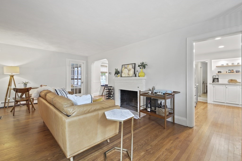 25 Prospect Street Reading, MA 01867 - Photo 13 of 42