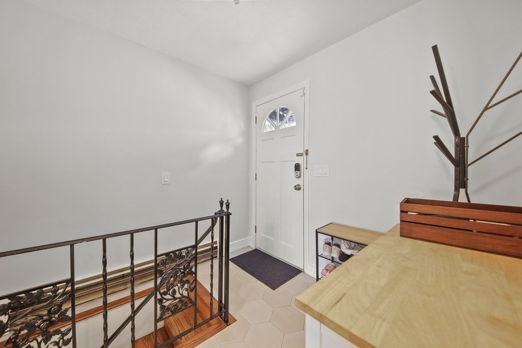 25 Prospect Street Reading, MA 01867 - Photo 19 of 42