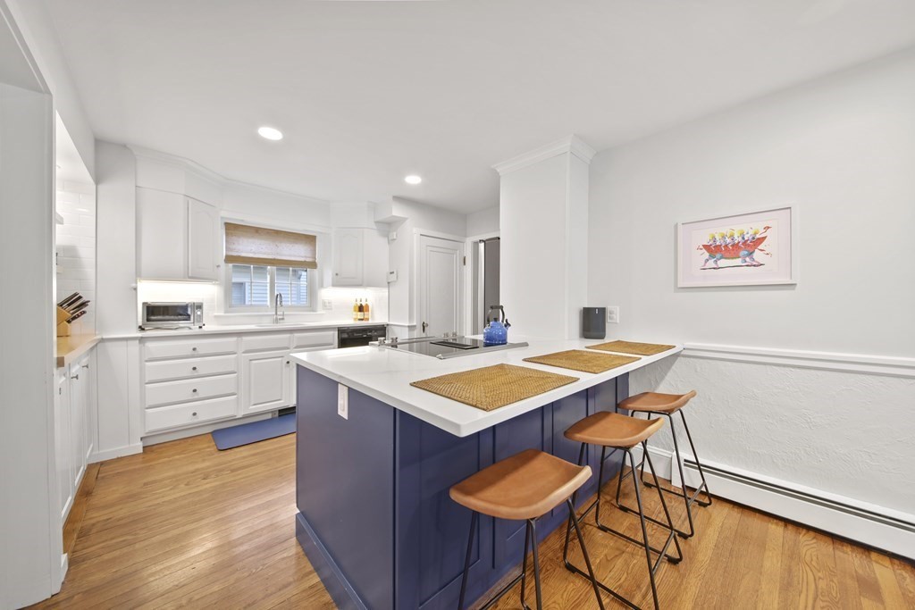 25 Prospect Street Reading, MA 01867 - Photo 7 of 42