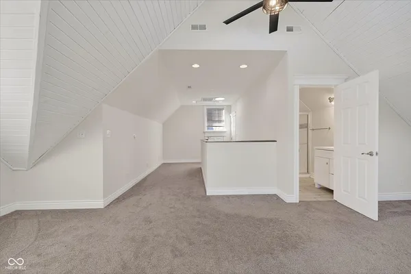 $2,100 | 916 Dawson Street, Indianapolis, IN 46203