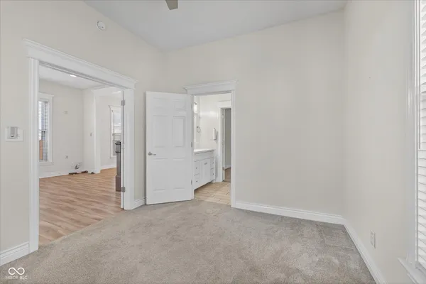 $2,100 | 916 Dawson Street, Indianapolis, IN 46203