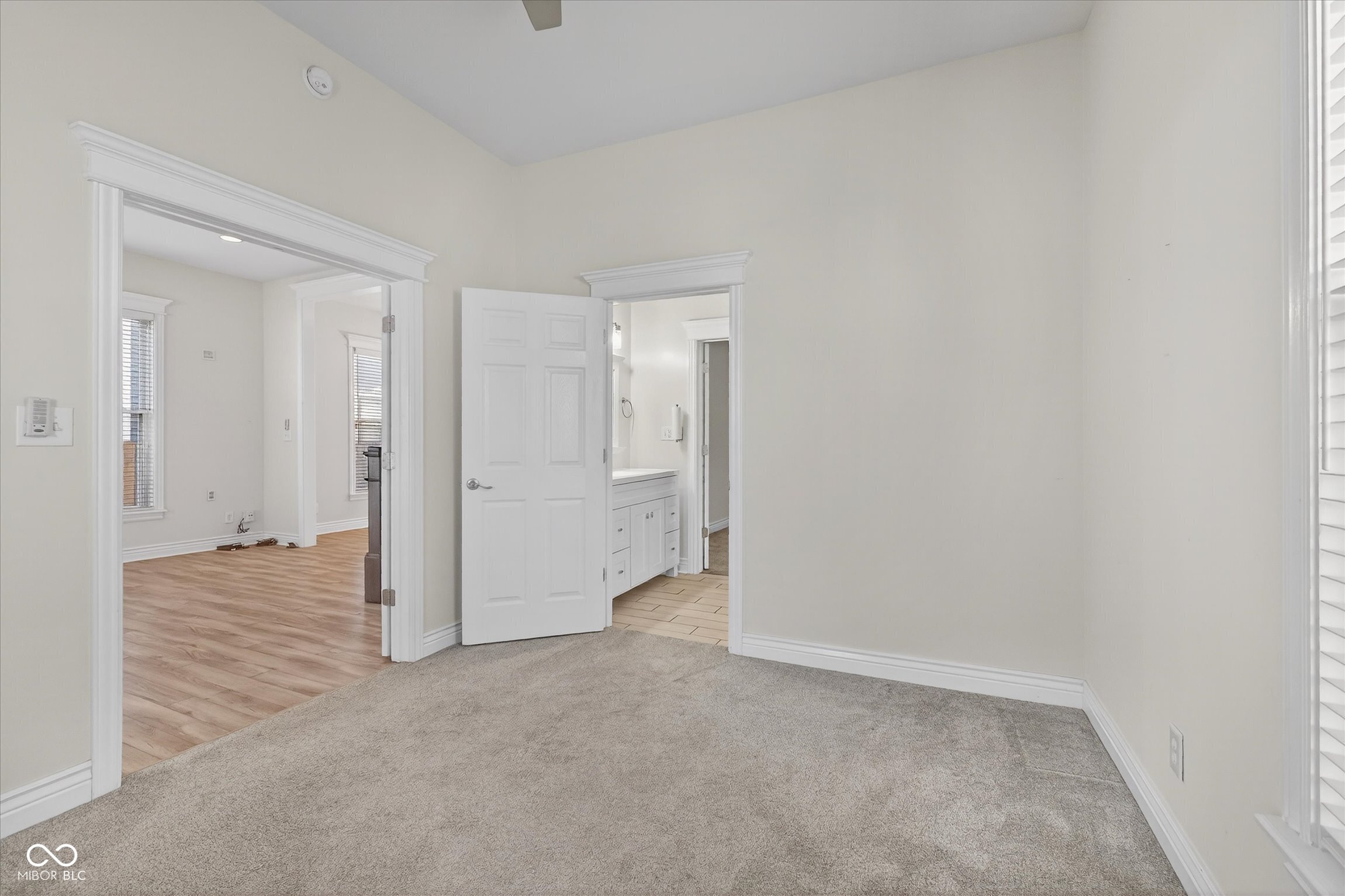 916 Dawson Street Indianapolis, IN 46203 - Photo 6 of 29