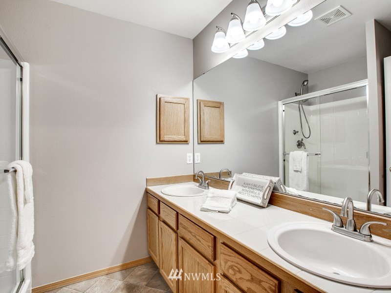 2201 192nd Street Southeast, Unit M3 Bothell, WA 98012 - Photo 15 of 23
