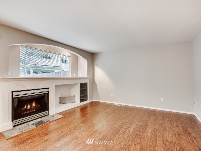 2201 192nd Street Southeast, Unit M3 Bothell, WA 98012 - Photo 5 of 23