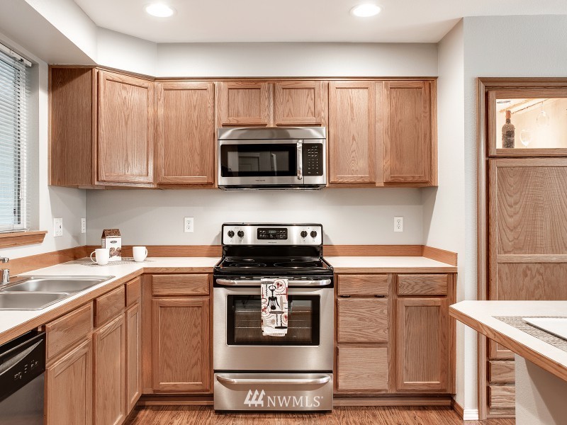 2201 192nd Street Southeast, Unit M3 Bothell, WA 98012 - Photo 6 of 23