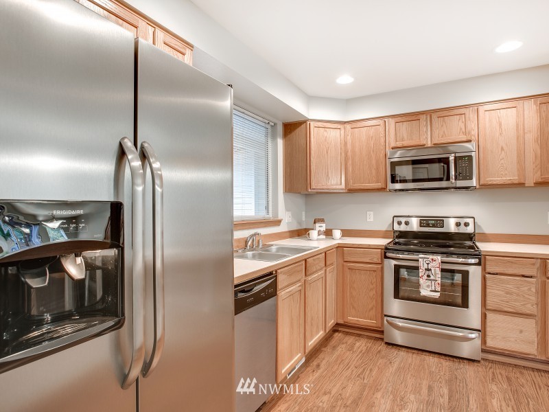 2201 192nd Street Southeast, Unit M3 Bothell, WA 98012 - Photo 7 of 23