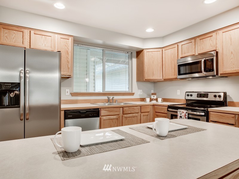 2201 192nd Street Southeast, Unit M3 Bothell, WA 98012 - Photo 8 of 23