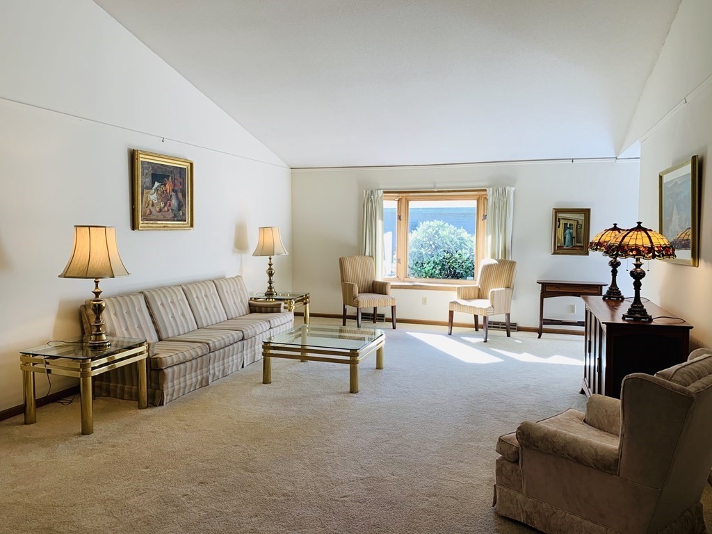 13 G Castle Hills Road, Unit G Agawam, MA 01001 - Photo 4 of 27 Gallery Image 4