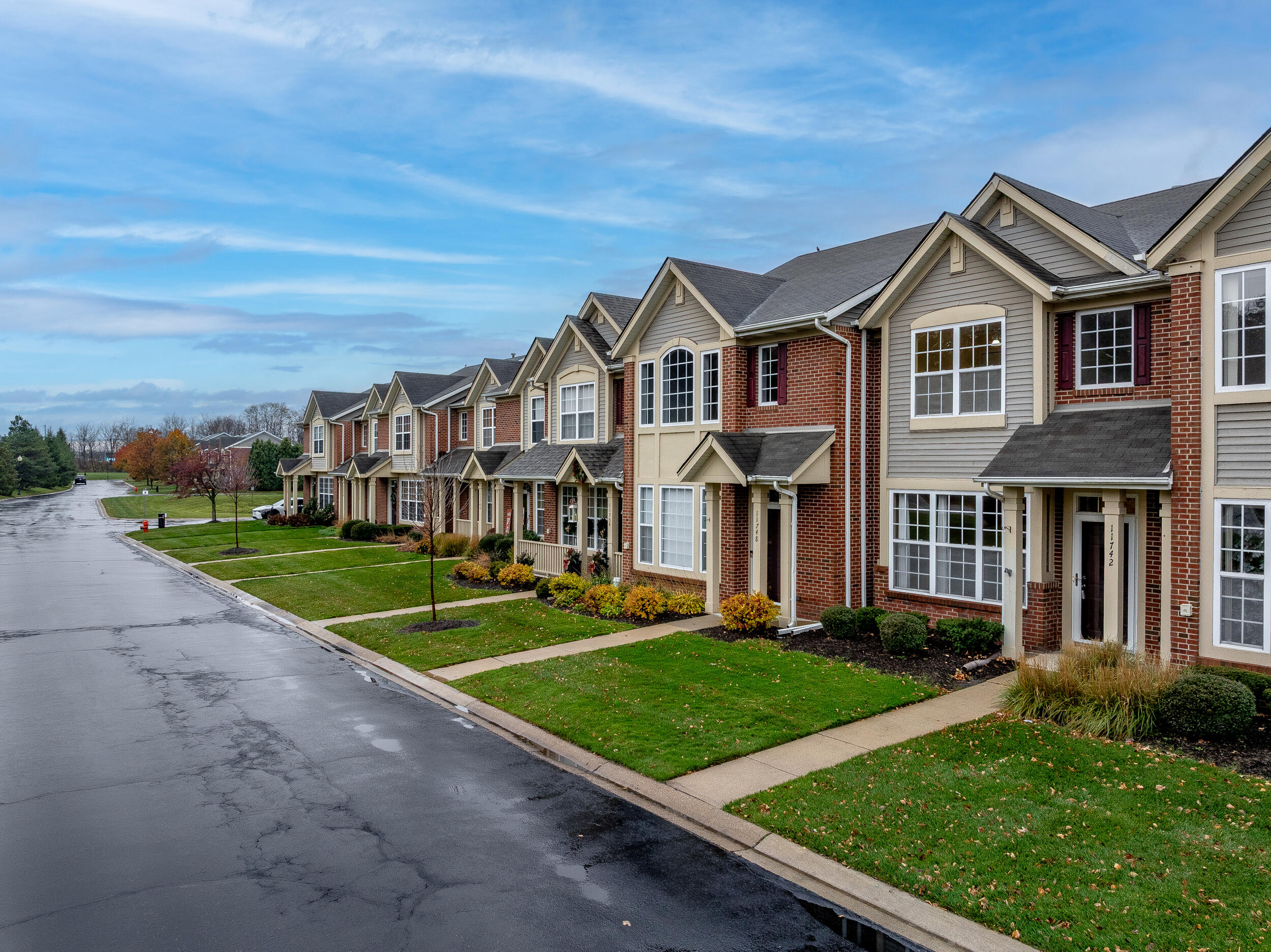 11742 Broadway Crown Point, IN 46307 - Photo 39 of 41 a front view of a house with a yard