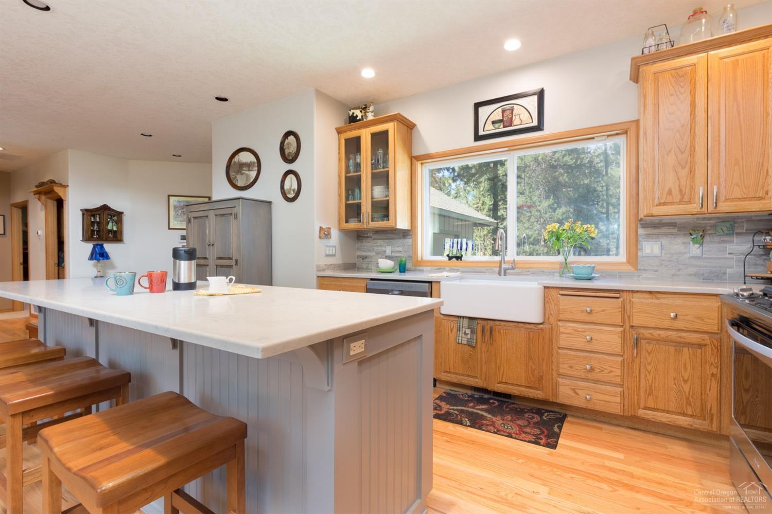 16935 Covina Road Bend, OR 97707 - Photo 5 of 24 Ample storage, tons of prep space and st
