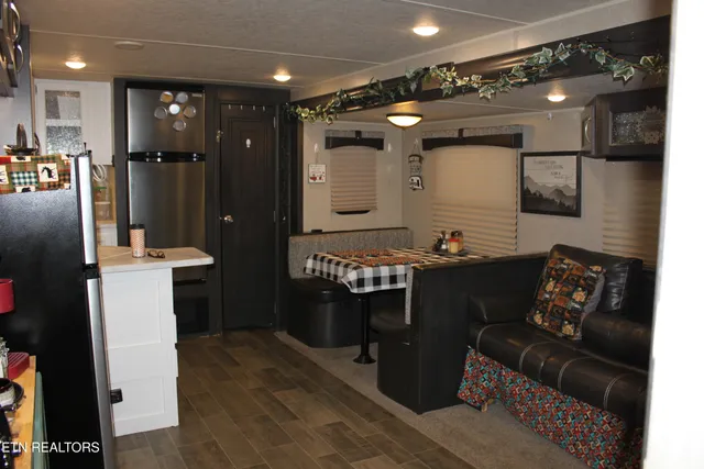 $154,900 | 299 Harmony Way, Cosby, TN 37722