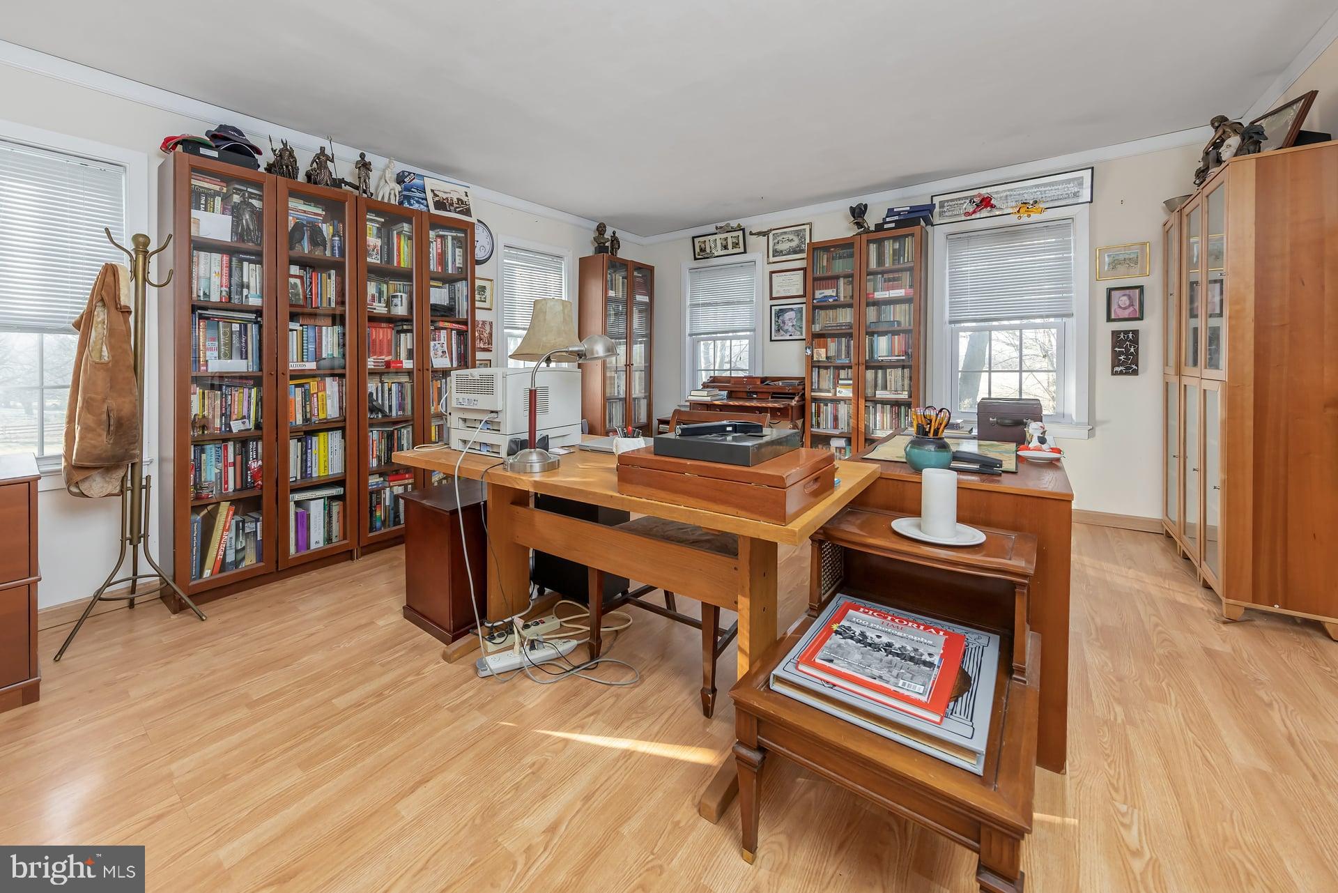 41 Hackett Road Woodstown, NJ 08098 - Photo 18 of 67 a workspace with furniture and book shelf