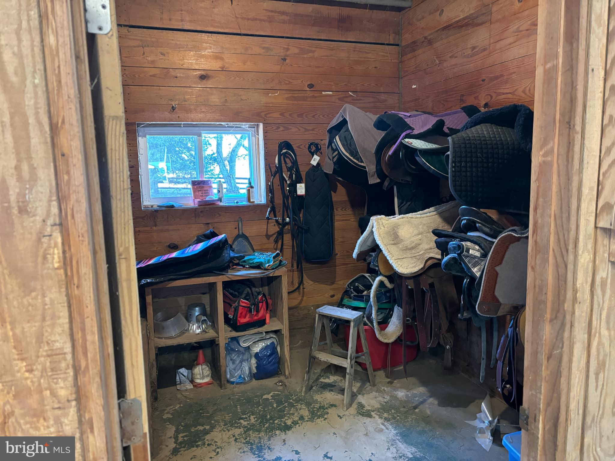 41 Hackett Road Woodstown, NJ 08098 - Photo 31 of 67 a utility room with dryer and washer