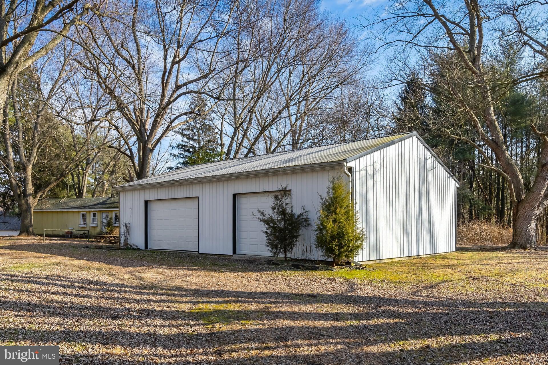 41 Hackett Road Woodstown, NJ 08098 - Photo 38 of 67 a view of a house with a snow covered with snow
