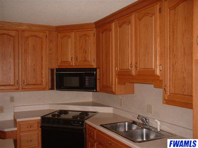 9508 Reindeer Road Fort Wayne, IN 46804 - Photo 2 of 6