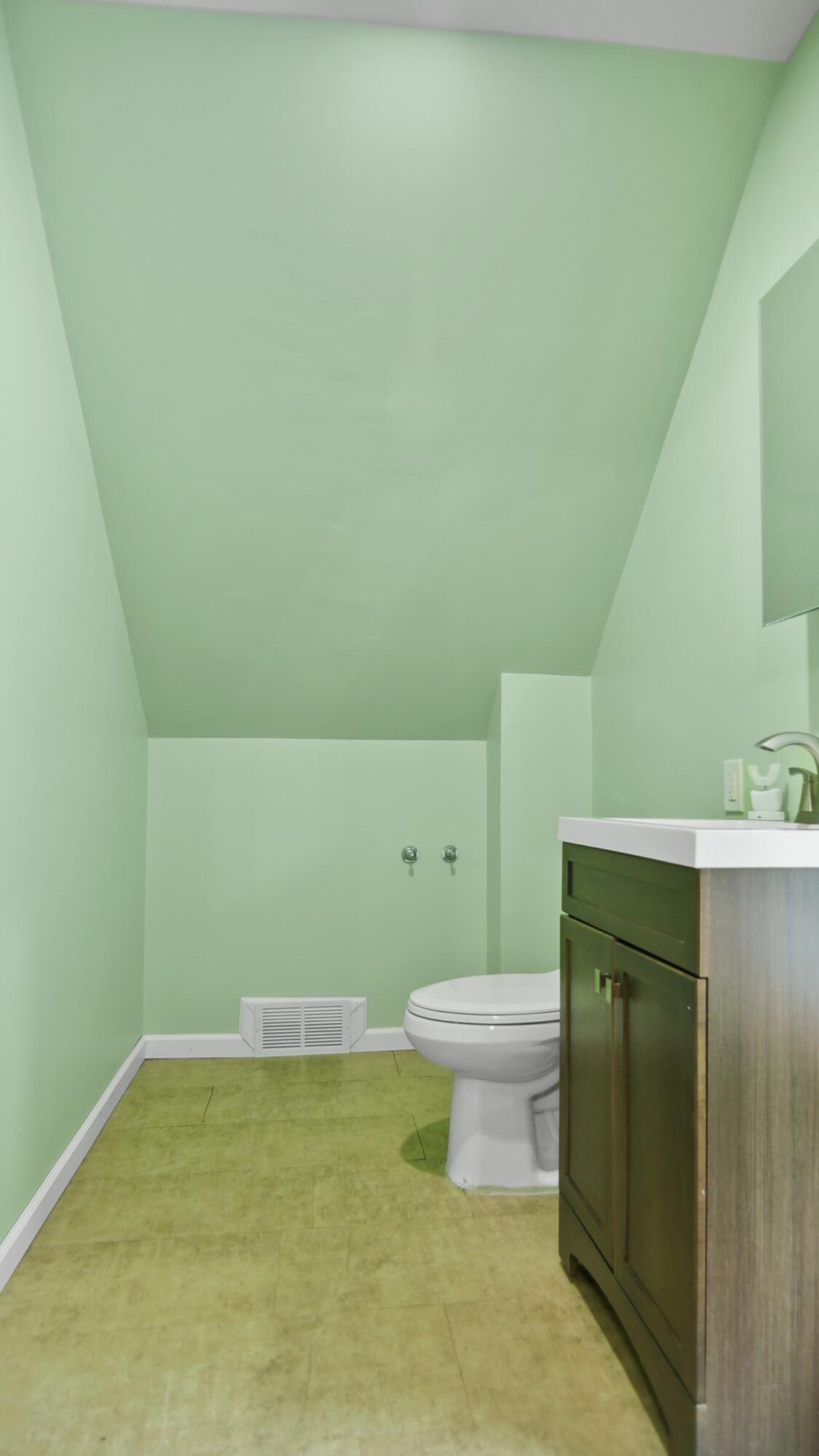 15 Goodwin Street Sanford, ME 04083 - Photo 14 of 15 DSC05254a