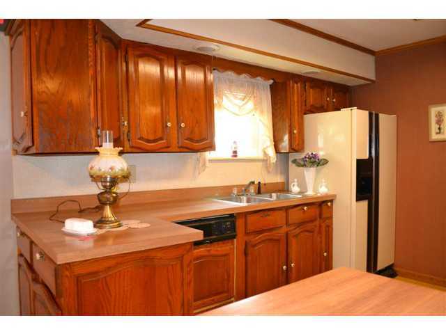 831 Old Mill Road Springfield, OH 45502 - Photo 4 of 25