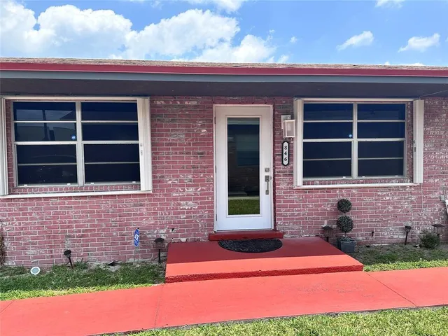 $3,000 | 846 Northwest 8th Street, Hallandale Beach, FL 33009