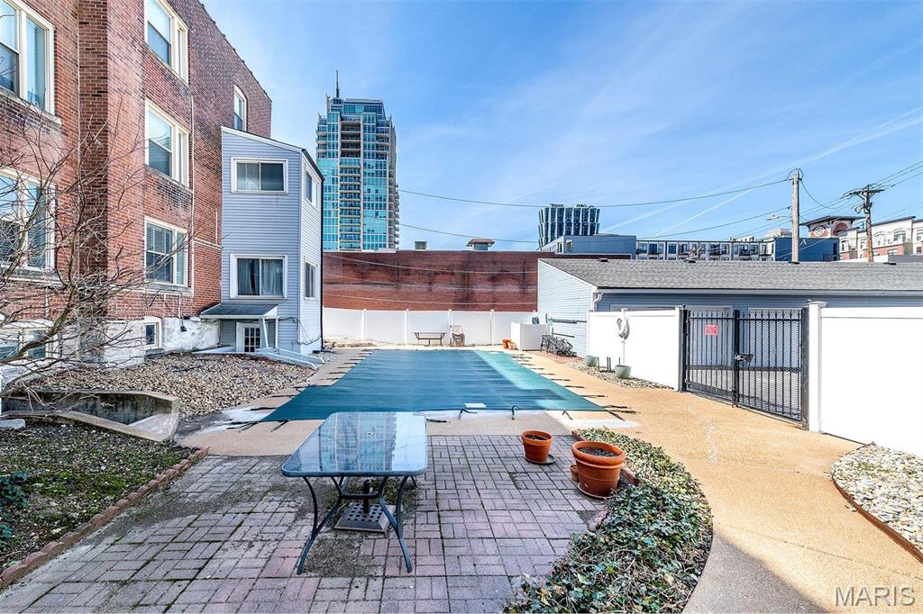 4561 Laclede Avenue, Unit B St. Louis, MO 63108 - Photo 42 of 44